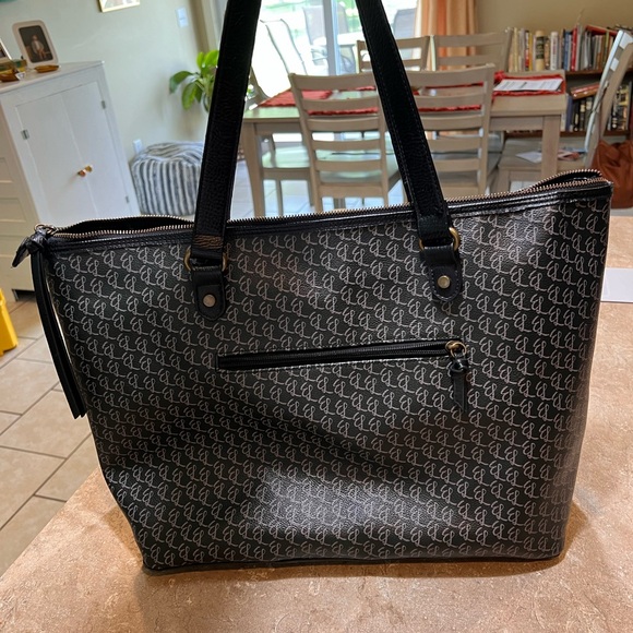 Elliott Lucca Tote - Picture 3 of 6